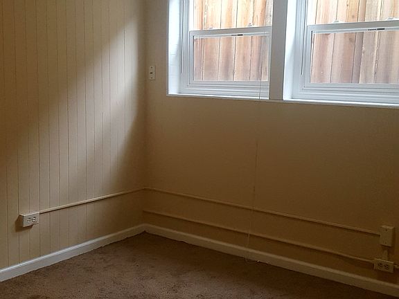 5th image of 494 E 8th St #494