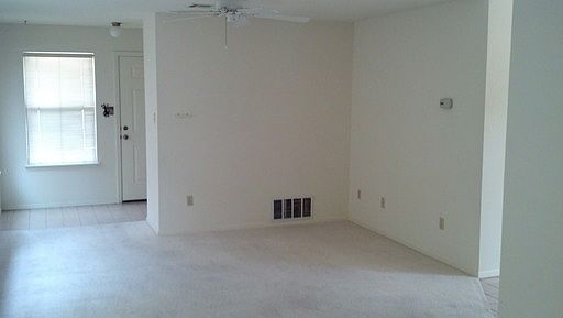 3rd image of 2157 Pioneer Ave