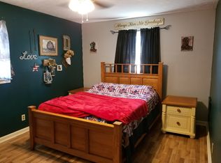 7563 Brownsville Rd, Brownsville, KY 42210