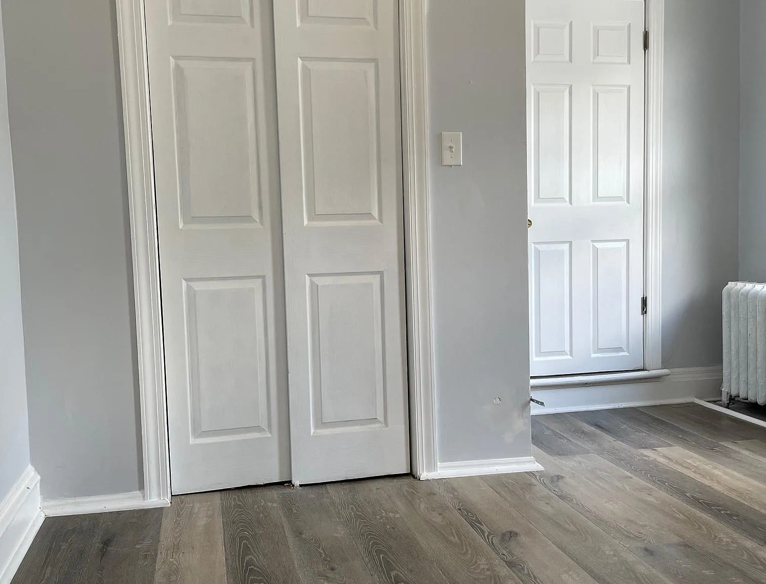 207 Green Ln — Photo 3