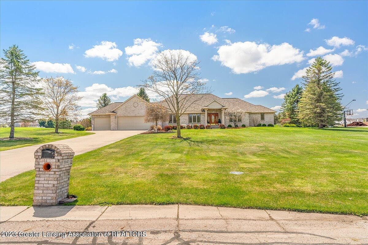8645 W Scenic Lake Dr, Laingsburg, MI 48848 Zillow