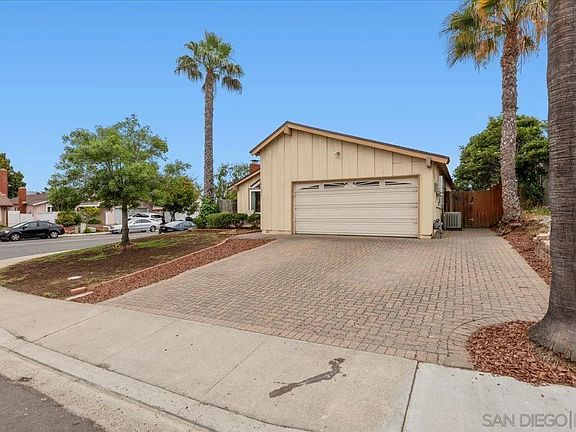3rd image of 11350 Osoyoos Pl