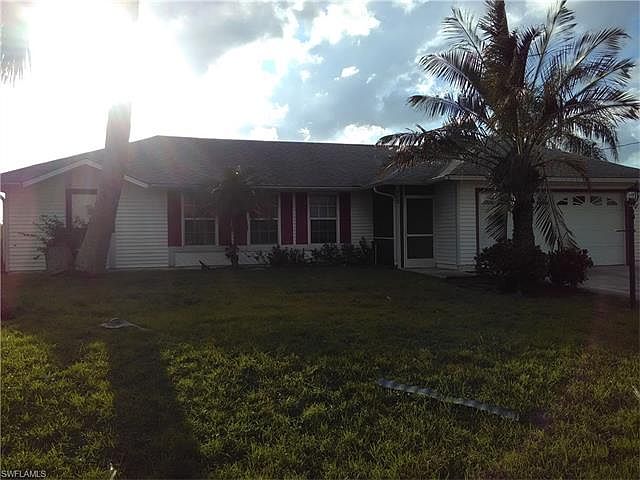 1st image of 522 NE 7th Pl