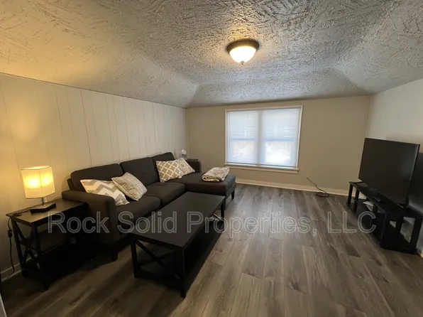 1610 Pebrican Ave APT 3, Cheyenne, WY 82001