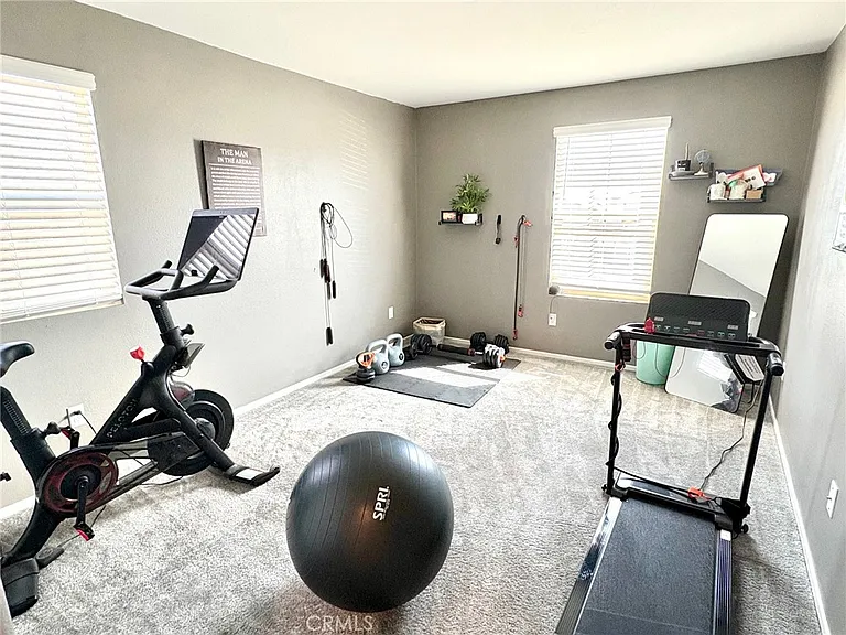 12686 Alveda St — Photo 28