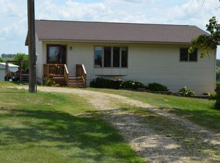 8814 Addison Ave, Riceville, IA 50466