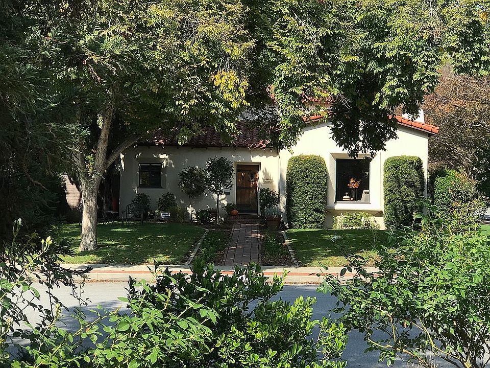 1st image of 507 W 11th St