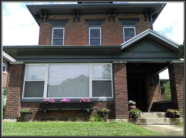 713 Avenue E #3 — Photo 1