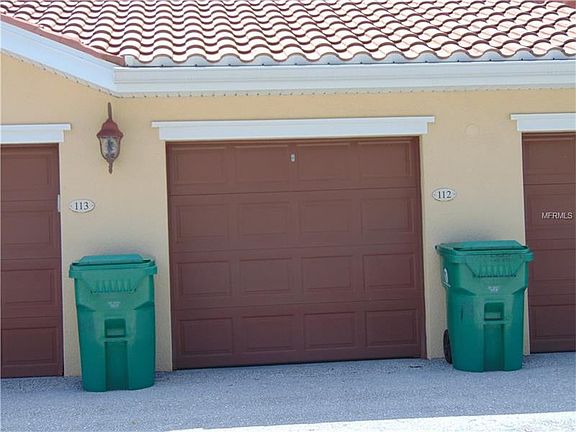 5th image of 23301 Collina Way #1