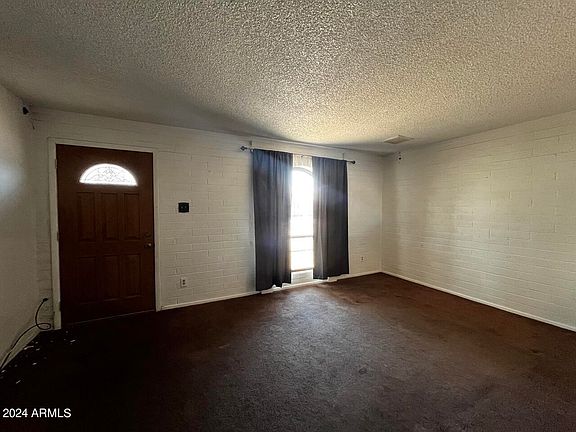 4th image of 102 W WINSTON Drive