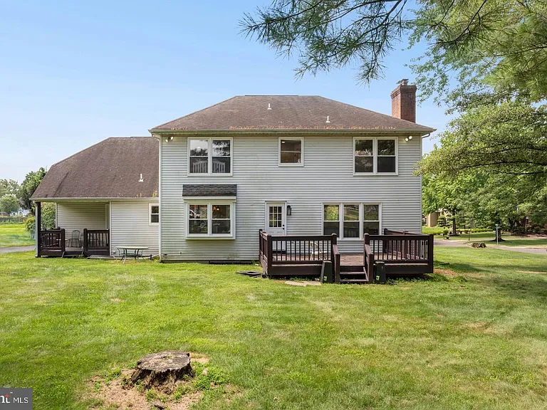 3 Tanyard Rd — Photo 4