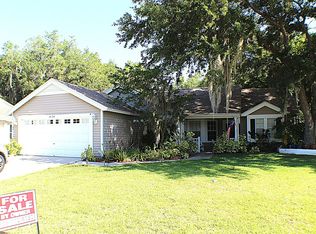 4120 Silvermoon Dr, Plant City, FL 33566