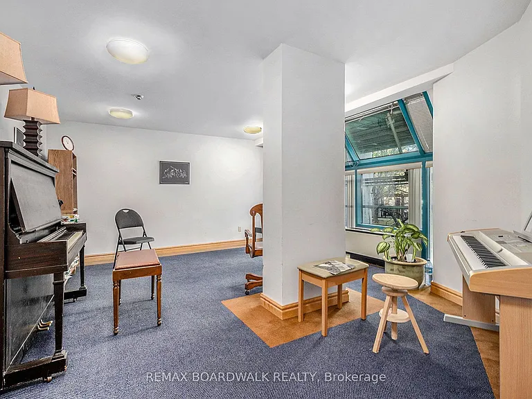 1025 Grenon Ave #210 — Photo 25