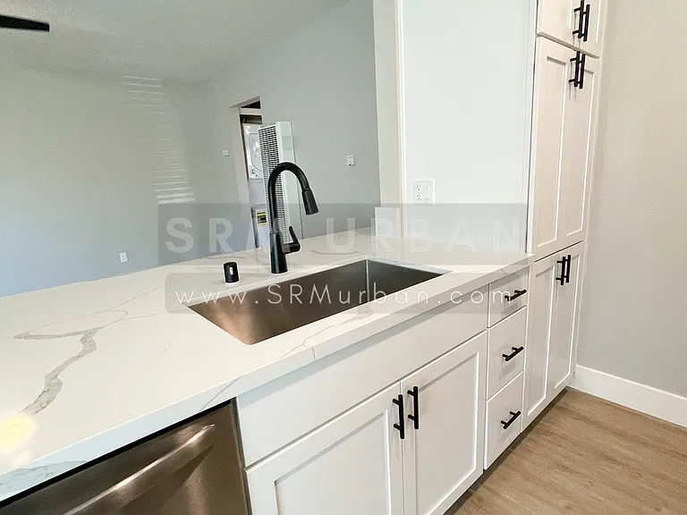 4572 34th St #1 — Photo 8