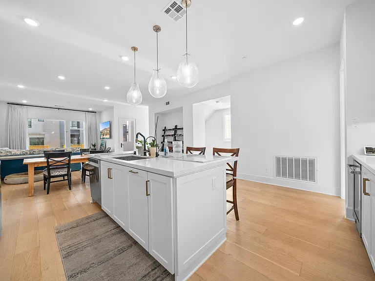 16256 Dawn Way — Photo 12