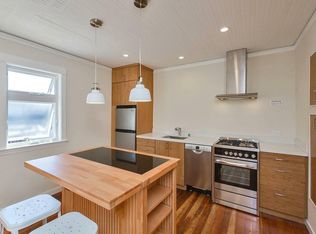 1186 Ocean Ave, Oakland, CA 94608