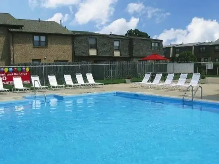 440 Alexandria Colony St S — Photo 2