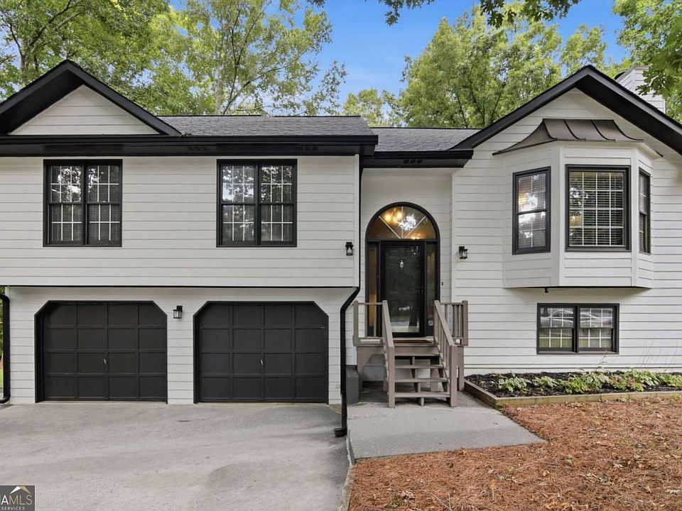 1st image of 23 W Ridge Dr SE