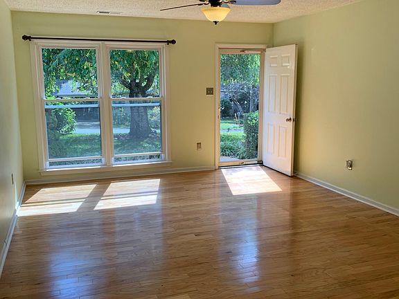 Open living room that is also connected to the dinning area.