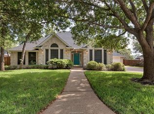 709 Berry Crk, College Station, TX 77845