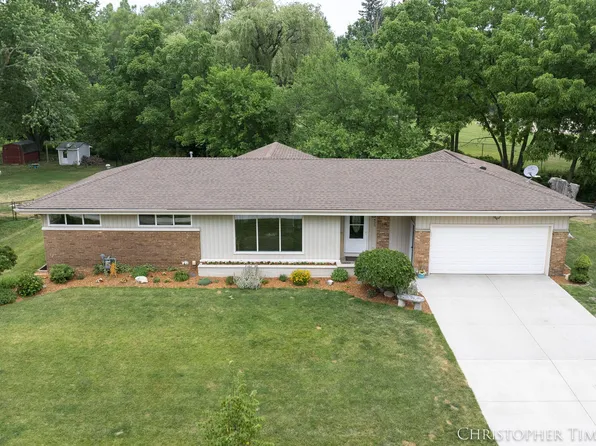 433 W Alice Ave, Zeeland, MI 49464