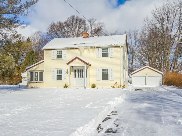 60 Rye Rd, Rochester, NY 14626