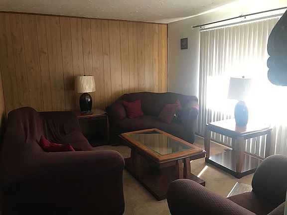 3rd image of 10889 Pleasanthill Dr
