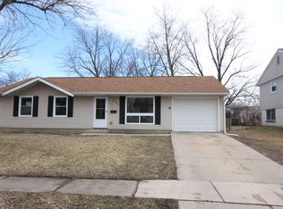 603 Westgate Ter, Streamwood, IL