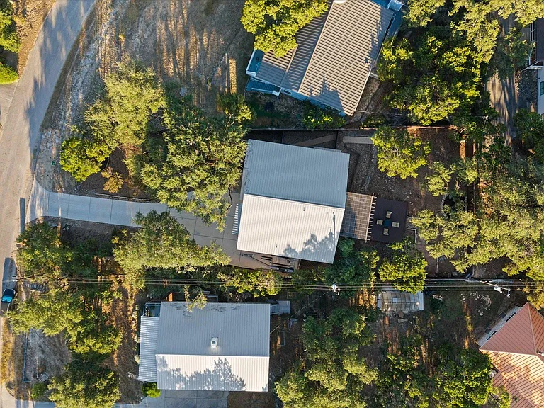 785 Lake Frst — Photo 41