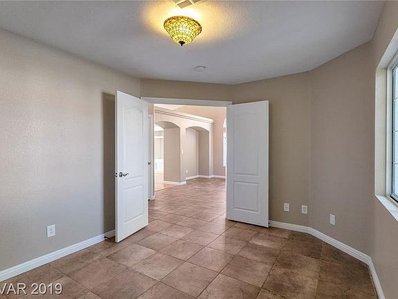 4th image of 1635 Silver Slipper Ave