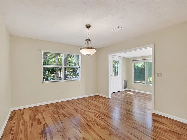 12 Dawson Dr — Photo 12