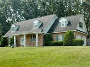160 Edgebrook Dr, Battle Creek, MI 49015