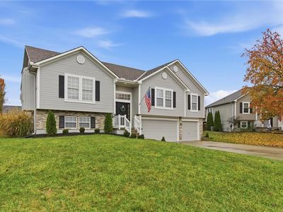 328 SW Chatham Ct, Lees Summit, MO, 64082