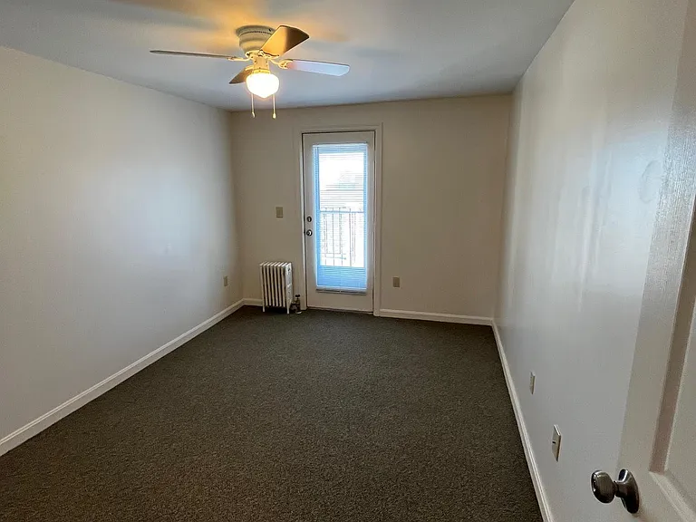 14 Myrica Ave #8 — Photo 9