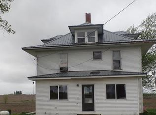 10264 136th Ave, Center Junction, IA 52212