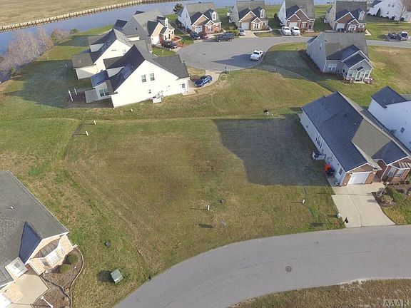 2nd image of 327 Egret Ct