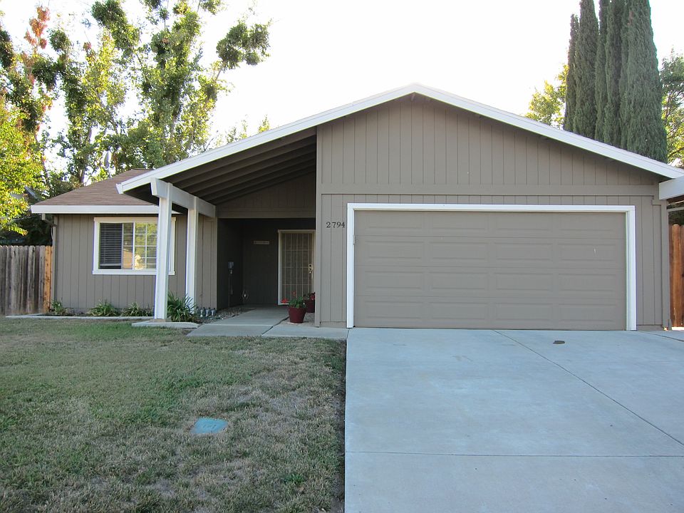 1st image of 2794 Summerfield Dr