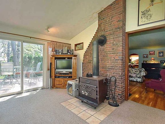 5th image of 314 W Westview Ave