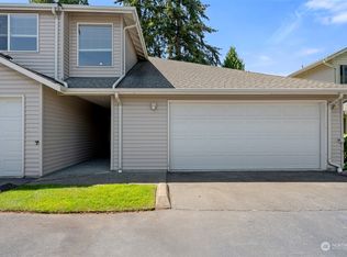 7704 196th St SW APT C, Edmonds, WA 98026