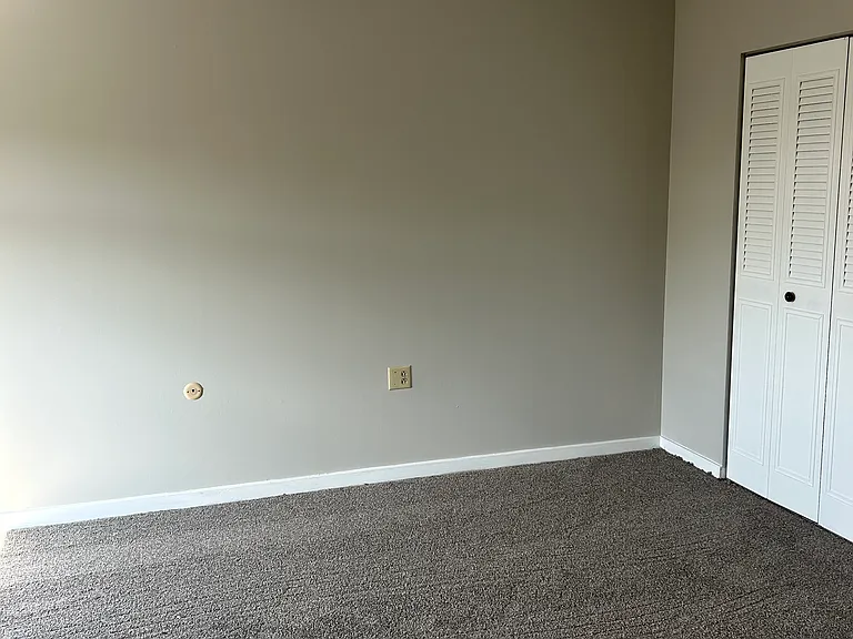 3301 Beechwood Blvd #402 — Photo 7