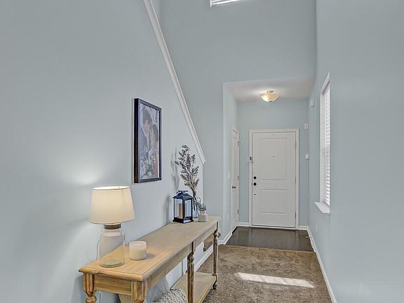 5th image of 7750 High Maple Cir