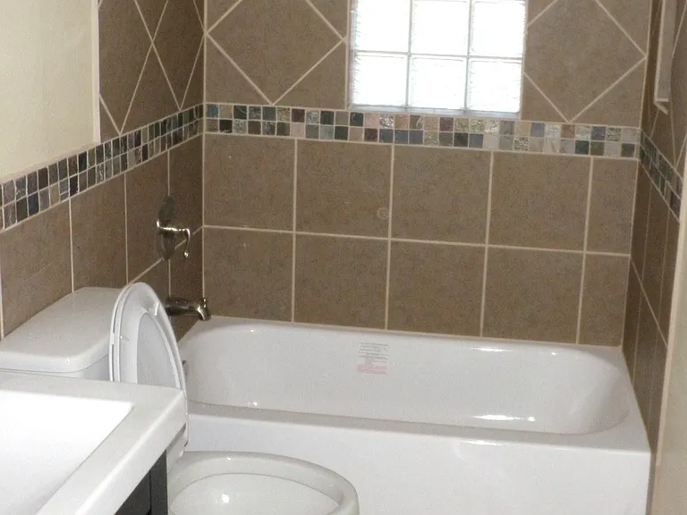 815 E Linden St — Photo 10
