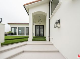 4576 Martson Dr, Encino, CA 91316
