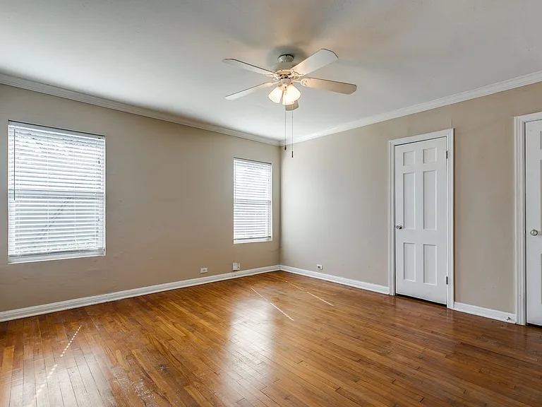 206 Chevy Chase Dr — Photo 16