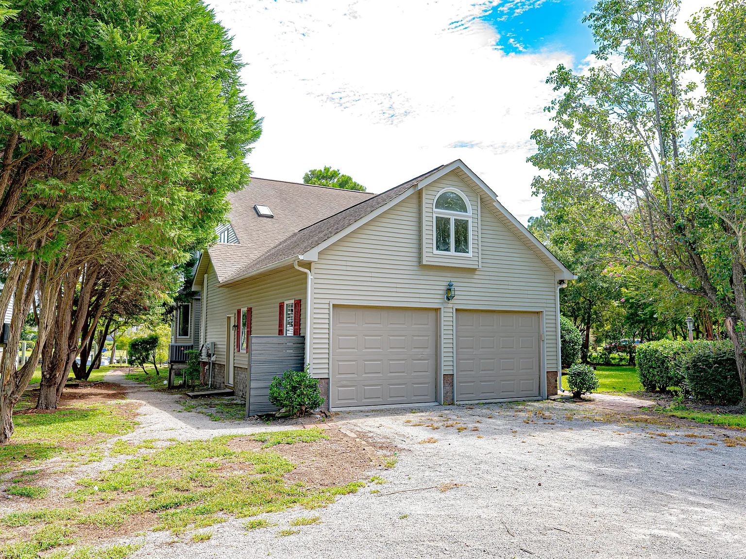6118 Gondolier Drive - 1 — Photo 3