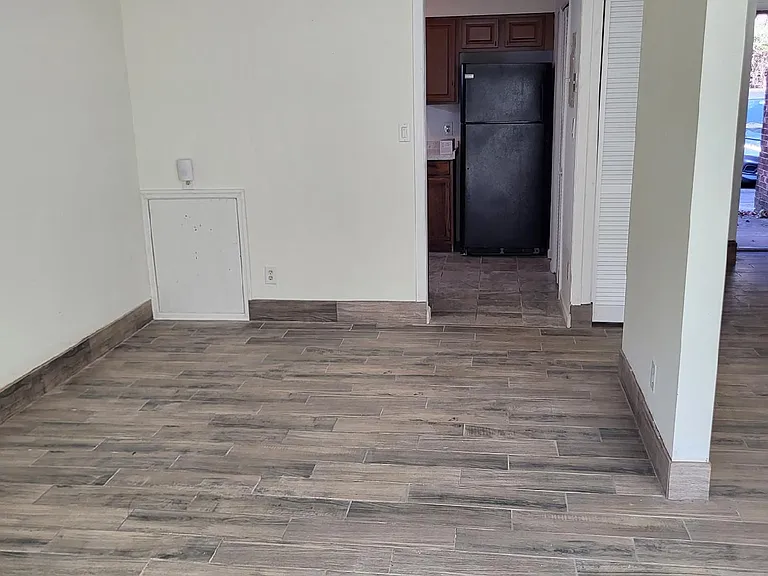 220 Elizabeth St #C6 — Photo 5