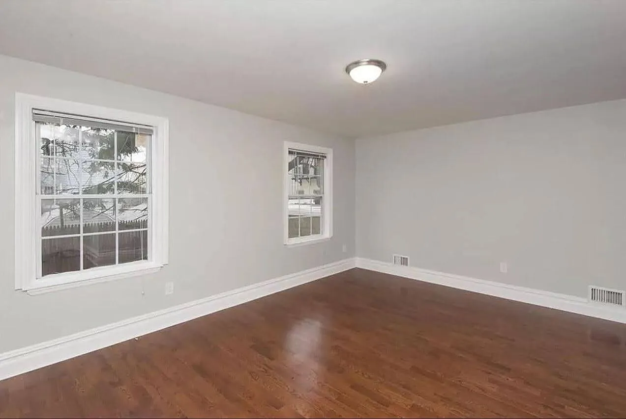 28 Van Cleef Street - 1 — Photo 2