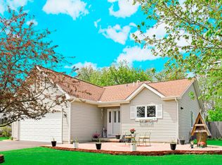 313 Windhaven Dr, Kingston, IL 60145