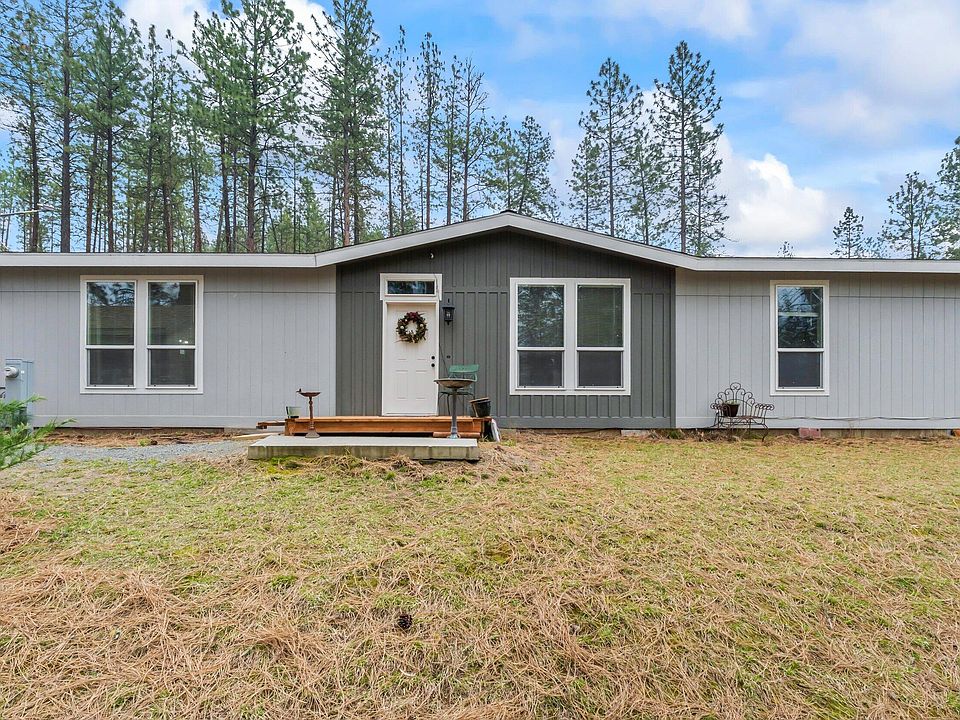 1st image of 1477 College Ln #D