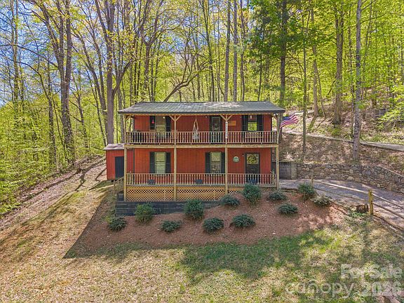 2nd image of 149 Greentree Ln